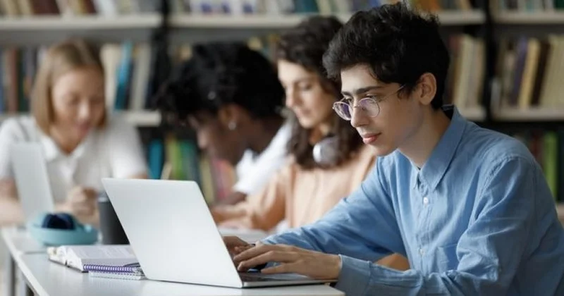 Azərbaycanda təhsil alan tələbə xaricdəki universitetə köçürülə bilərmi? RƏSMİ