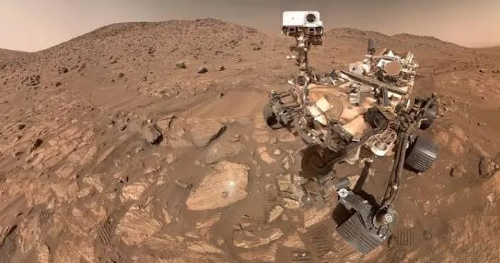 Perseverance aparatı Mars qumları üzəri ilə 45 kilometr hərəkət etməklə yen i rekorda imza atıb Video