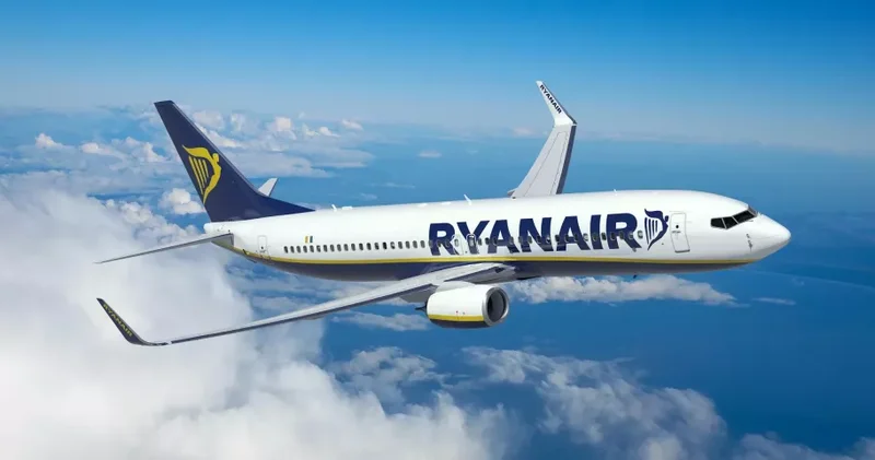 Самолёт Ryanair благополучно сел после сигнала тревоги