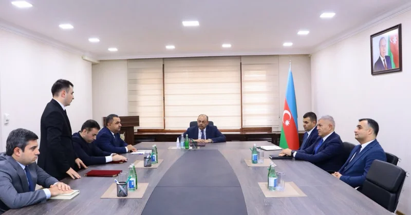 Hakim vəzifələrinə təyin olunmuş prokurorluq əməkdaşlarına fəxri fərmanlar təqdim edilib