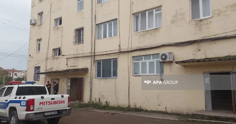 Lənkəran sakini arvadını bıçaqlayıb, 3 yaşlı oğlu da xəsarət alıb