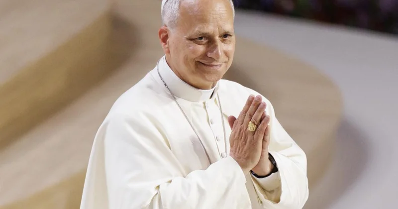Papa XIV Leonun ağciyərindən bədxassəli şiş çıxarılıb