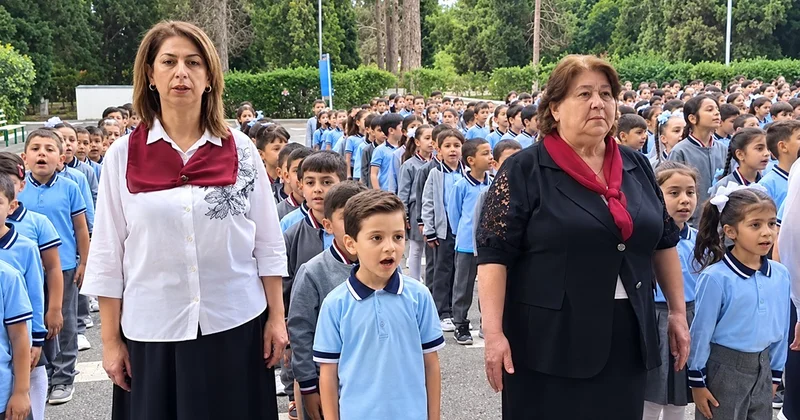 Hamı intizamlı, səliqəli və vahid formada Video