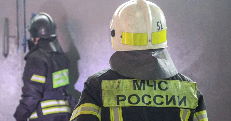 Крупный пожар на заводе в Ростовской области Minval Politika
