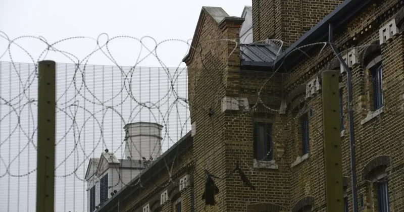 В Британии тюрьмы снова заполнились