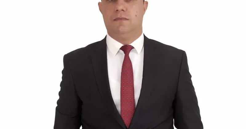 Təhsilalanların geyim qaydaları məktəbdə bərabərliyin və nizam intizamın təminatıdır ŞƏRH