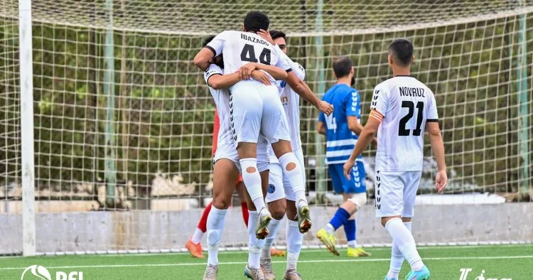 3 oyunda 19 qol vuruldu II Liqa