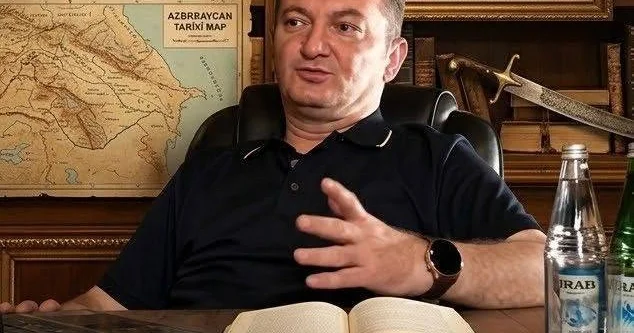 AYAZ ARABAÇI POEZİYASI RUHUN SƏMİMİYYƏT AYNASI Vüsal Hicranoğlu yazır