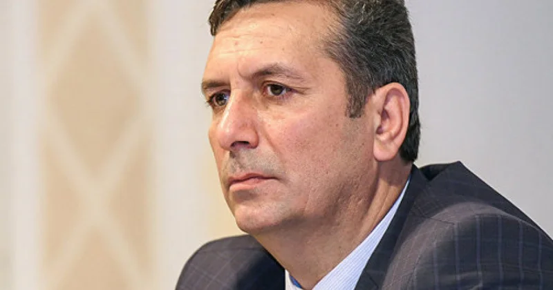 “İran mediası məktəbli geyimi məsələsini dini qarşıdurma mövzusuna çevirməyə çalışır” ŞƏRH