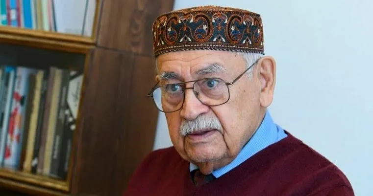“Yekə kişidir, şıllaq atır, şüşəni sındırıb içəri soxulur” Aydın Kazımzadə
