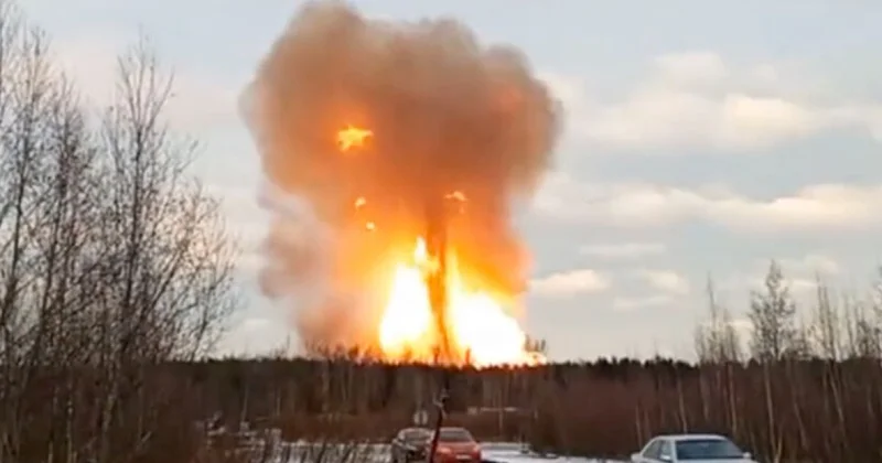 В России взорвался газопровод из Центральной Азии Пламя взвилось на 80 метров