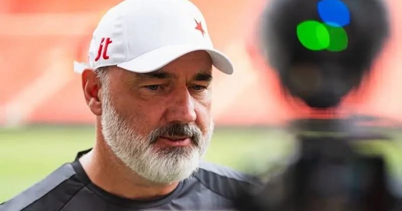 “Biz əlimizdən gələni etdik” “Slaviya”nın baş məşqçisi