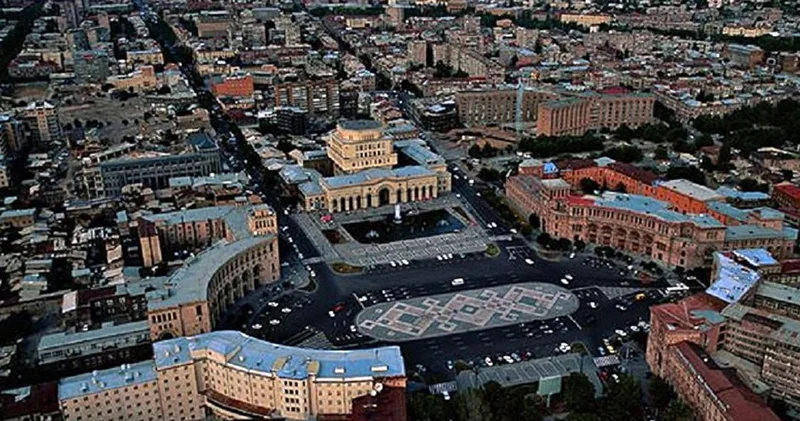 Старше Рима : что говорил Бисмарк и что подумал Карапетян