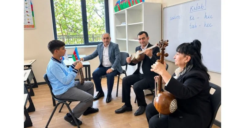 Böyük Qayıdışın yeni səsi: doğma yurdda ilk incəsənət dərsləri