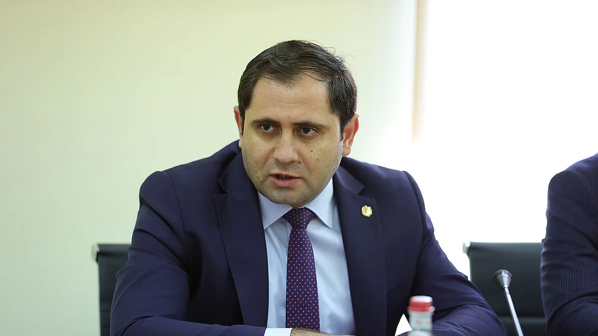 Papikyan: Ermənistan ordusunun yalnız bir vəzifəsi var Yeni Sabah