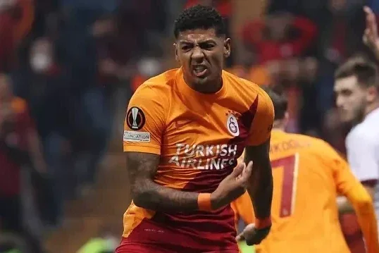 “Çelsi” və “Qalatasaray”ın sabiq futbolçusu özünə klub tapıb İdman və Biz