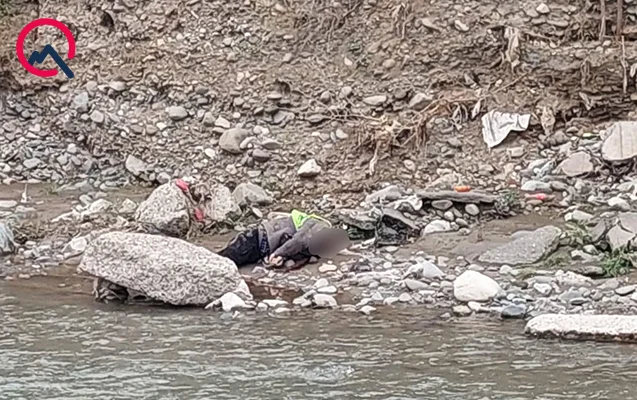 Çay sahilində meyit tapıldı Foto