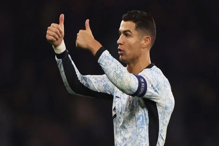 Ronaldo növbəti medalı alandan sonra etiraf etdi: Bu məni çox üzür