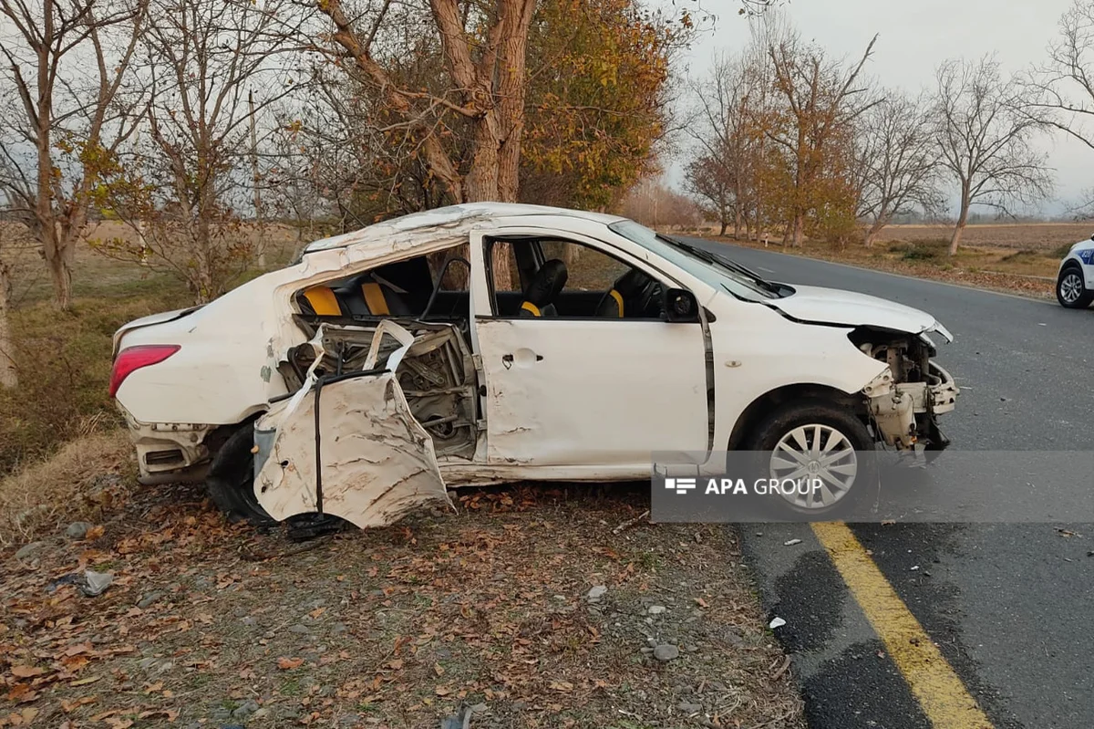 Qaxda yol qəzasında körpə ölüb, ana və digər azyaşlı övladı xəsarət alıb FOTO