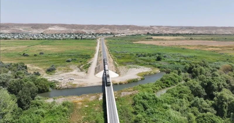 Проектирование линии к Зангезурскому коридору завершено на 85%