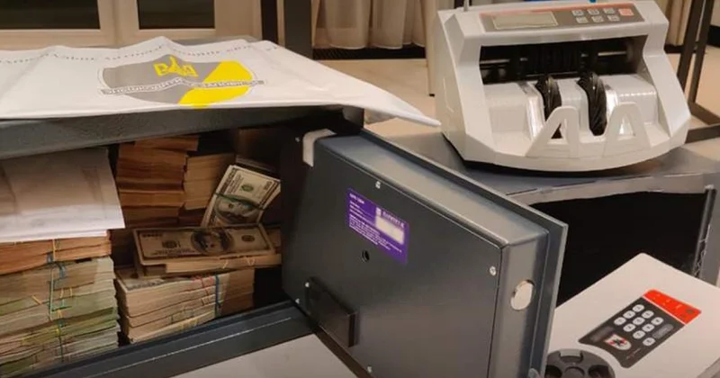 Ukrayna MN də korrupsiya halları ilə bağlı axtarışlar aparılacaq