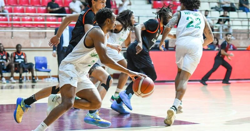 ABL: Turun açılış oyununda meydan sahibləri sevindi