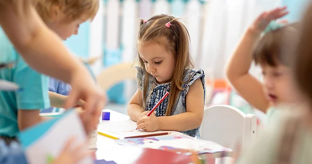 Bir uşağın məktəbəqədər təhsili üçün aylıq xərci dövlətin verdiyi puldan 6 dəfə çoxdur Nazir