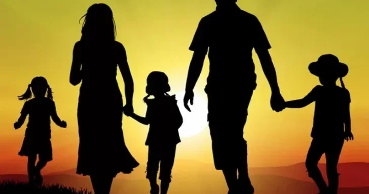 В Милли Меджлисе выступили за расширение поддержки матерей троих и более детей