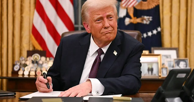 Tramp həmin qanunu imzaladı