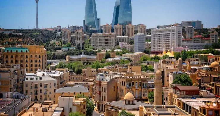 Bakıda bəzi tarixi abidələri siyahıdan çıxarıb söküblər Rəsmi AÇIQLAMA