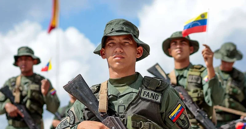 Venesuela ABŞ yə qarşı müharibəyə hazırlaşır “Küçələrdə anarxiya yaradılacaq”