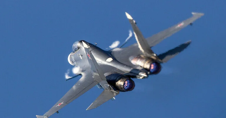 В России потерпел крушение Су 30, экипаж погиб