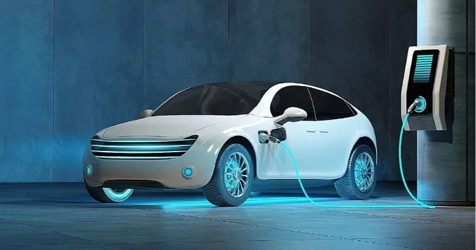 Çinin elektrik və ya hibrid avtomobil satışında YENİ REKORD