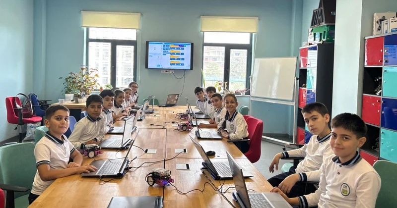 Paytaxt məktəbliləri “Bilim Bakı”da təlimlərə cəlb olunur