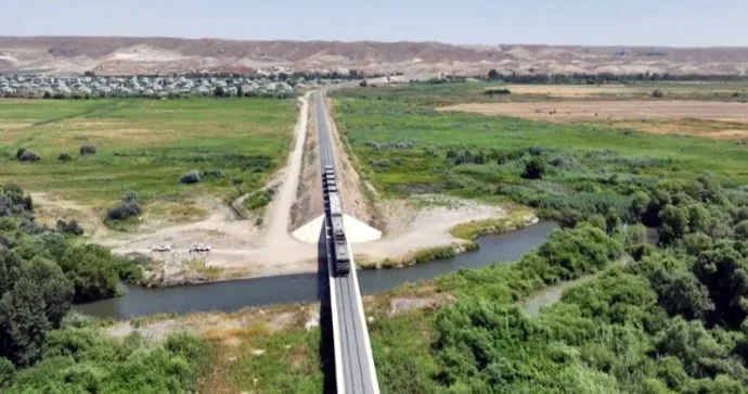 Horadiz Ağbənd dəmir yolu xəttinin layihələndirilməsinin 85 faizi tamamlanıb VİDEO
