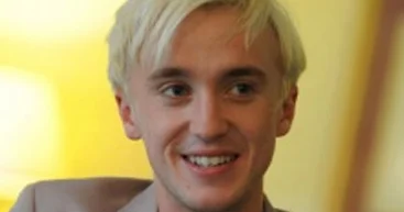 Звезда Гарри Поттера вернулся на сцену спустя 15 лет и сорвал овации ВИДЕО