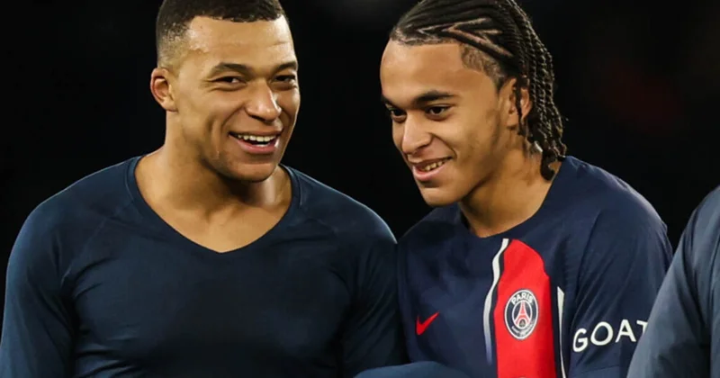 Mbappenin kiçik qardaşı Əlcəzair millisinin formasını geyinə bilər