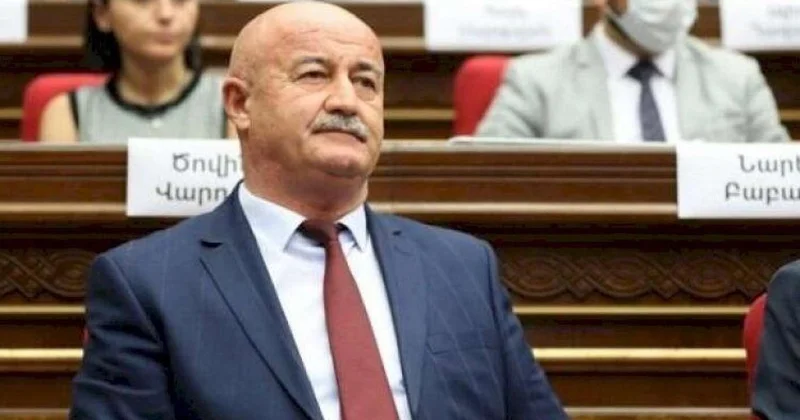 Erməni deputatdan təklif: Kərki qalmırsa, Başkənddən imtina edək