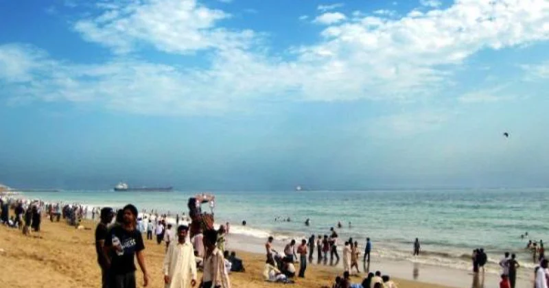 Pakistanda universitet tələbələri piknik zamanı dənizdə boğulublar