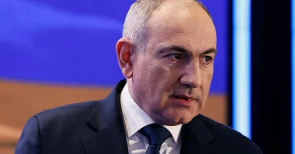 Paşinyan Simonyanı danlayıb