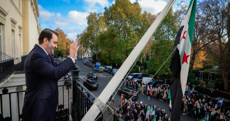 Suriyanın Londondakı səfirliyi yenidən açılıb
