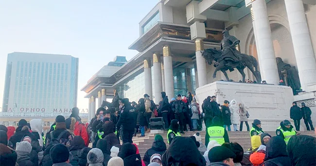 Monqolustandan gələn ət və irqçi zehniyyət