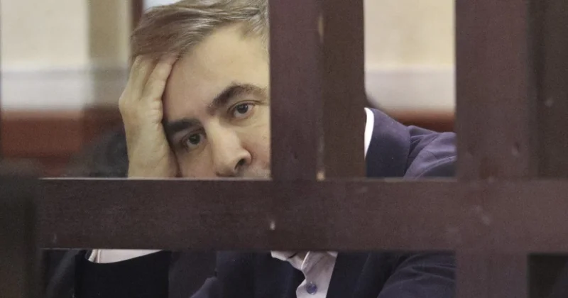 Саакашвили попросил Зеленского присвоить ему статус пленного Minval Politika