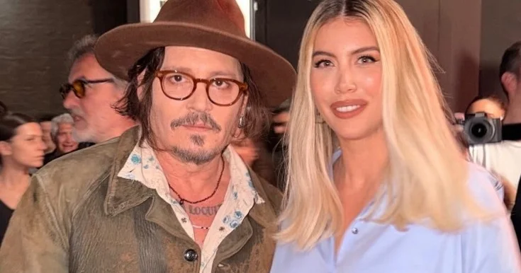 İkardinin eks xanımı Conni Depplə bir arada Fotolar