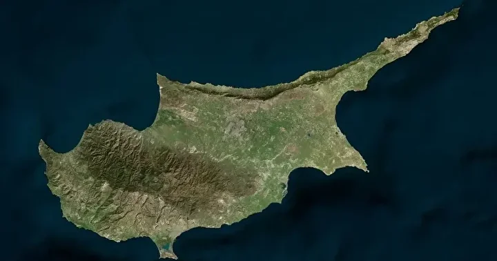 “İsrailin Kiprdə artan fəaliyyəti yerli narahatlıq doğurur Ankara ittihamları əsassız sayır“ “Yeni Şafak“