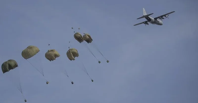 Hərbçilər niyə paraşütlə tullanmayıb? AÇIQLAMA