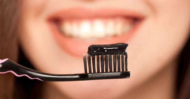 Satış rekordları qıran qara diş məcunları Həqiqətən xeyri var?