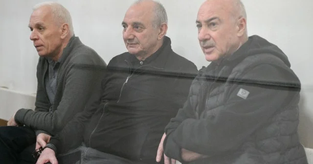 Prokurorlar onların bu həbsxanalarda cəza çəkmələrini istədi MƏHKƏMƏ