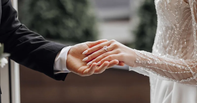 Azərbaycanda evlilik yaşı artır ARAŞDIRMA