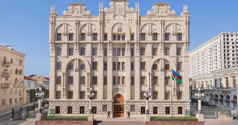 В Баку напомнили: даже дипломатам нельзя нарушать ПДД Minval Politika